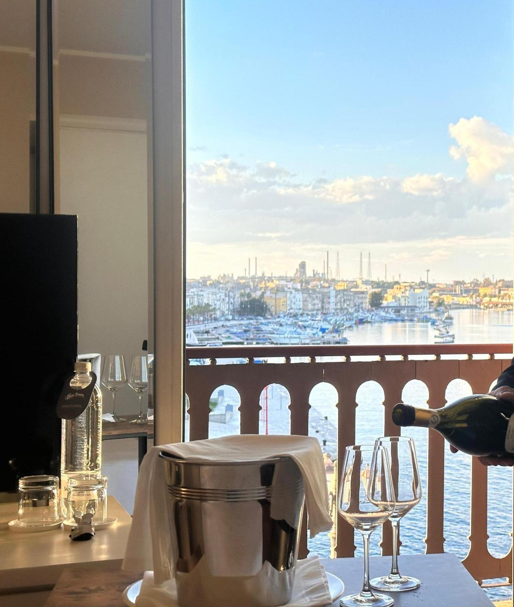 Hotel Europa Таранто Екстериор снимка