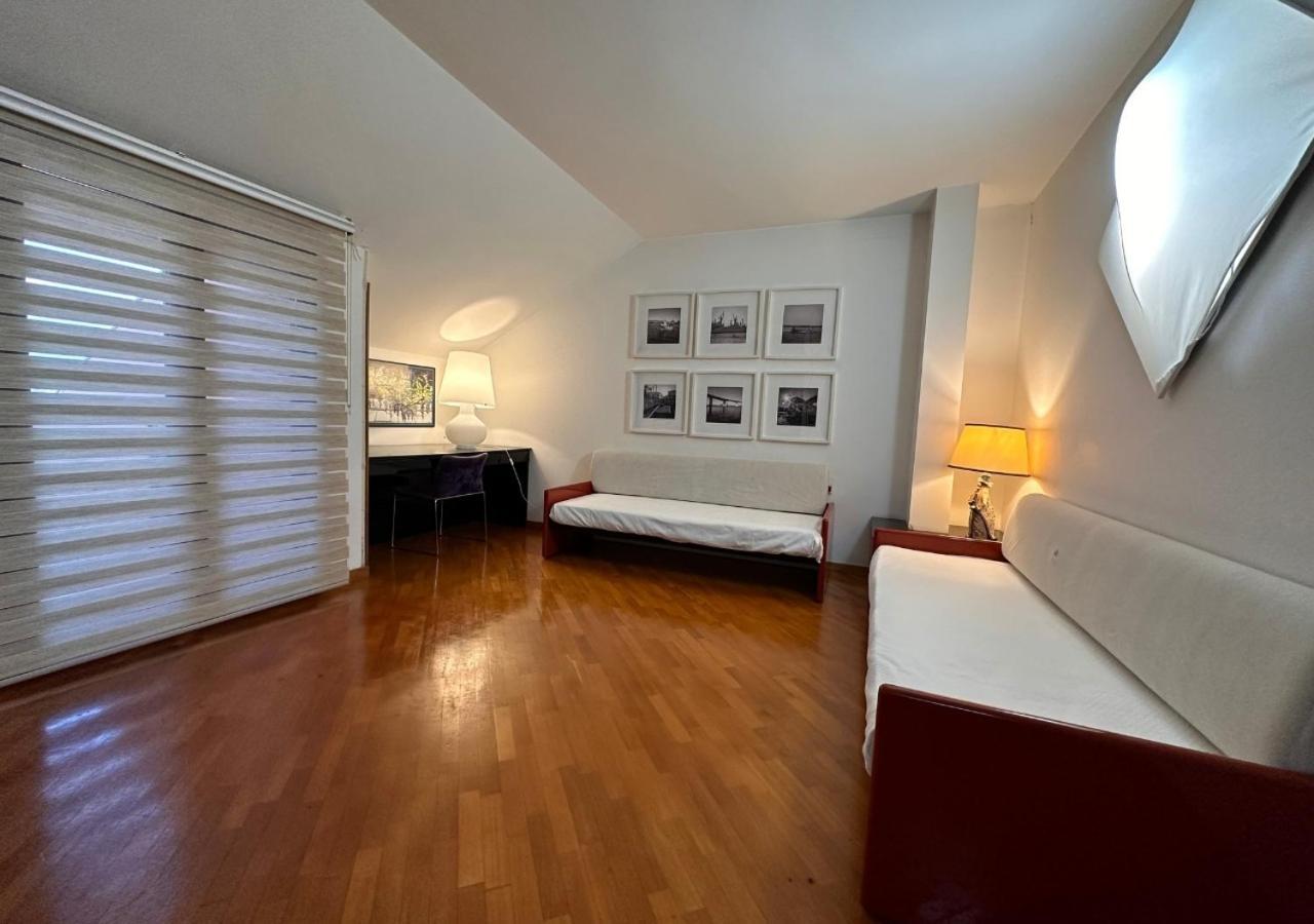 Hotel Europa Таранто Екстериор снимка