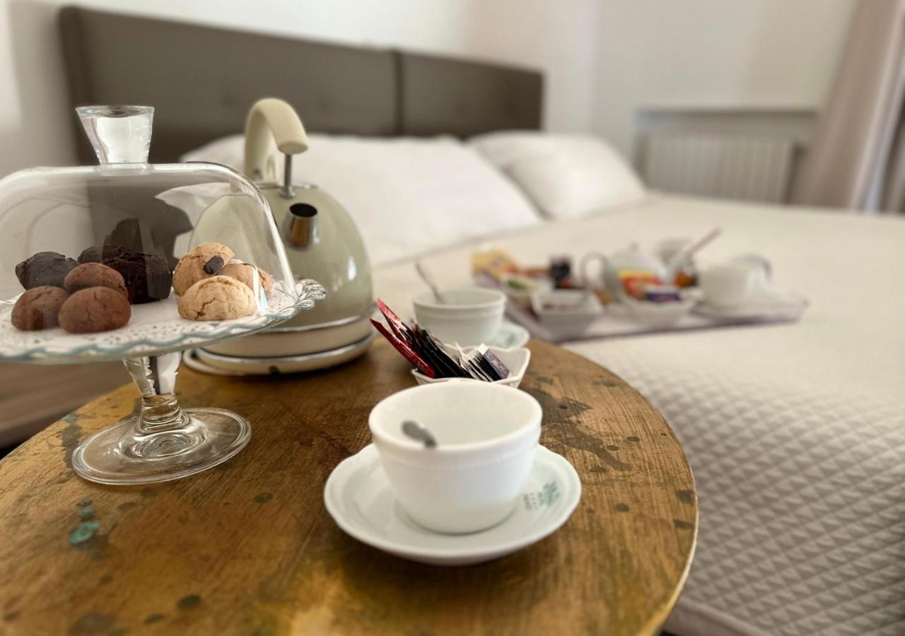 Hotel Europa Таранто Екстериор снимка