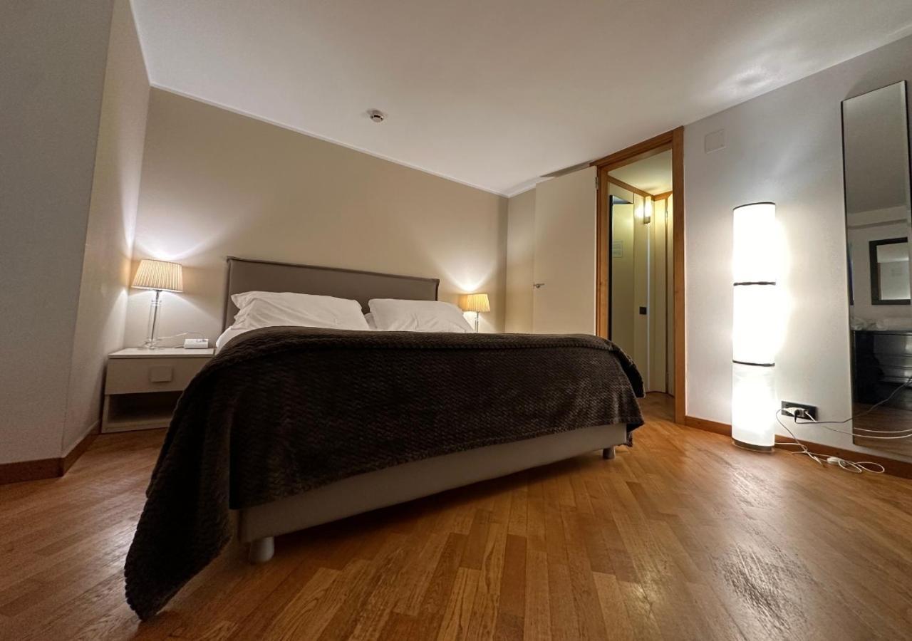 Hotel Europa Таранто Екстериор снимка
